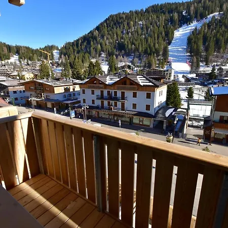 Emerald Studio Apartment Madonna di Campiglio Exterior photo