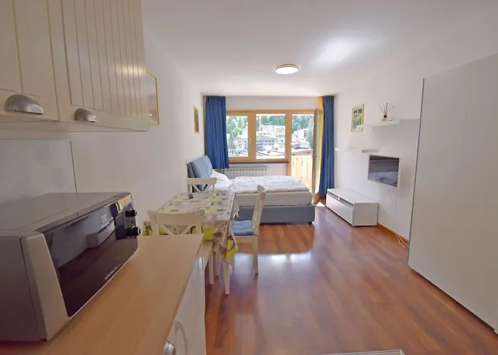 Emerald Studio Apartment